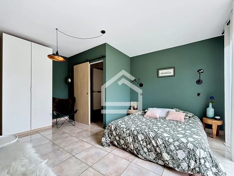 Photo 15