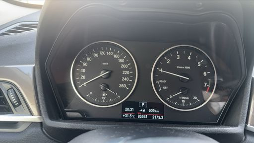 BMW X1 sDrive 18i 140 DKG7 - Xline – 2018 – 85990 km – Essence – Boîte Automatique — photo 16
