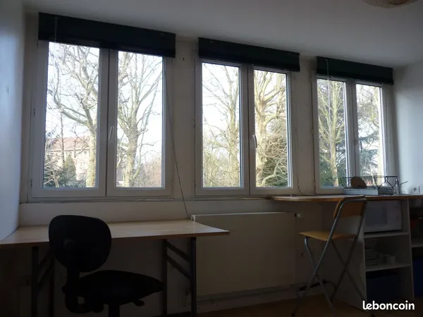 STUDIO SANS FRAIS, lille St Maurice, confort calme sécurisé équipmt, métro 5'