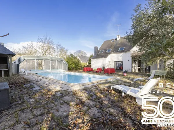 Propriété 7 pièces 200 m²