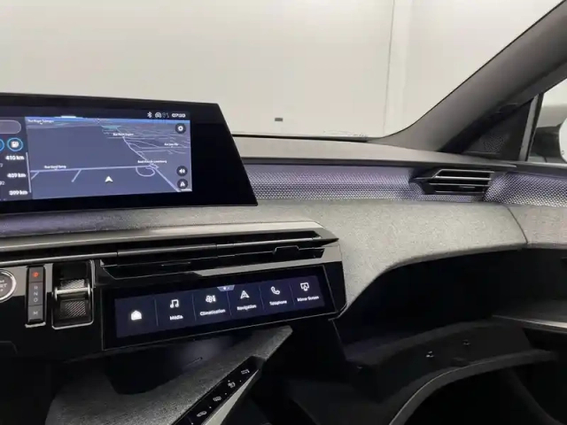 Peugeot 5008 hybrid 145 e-dcs6 — photo 60