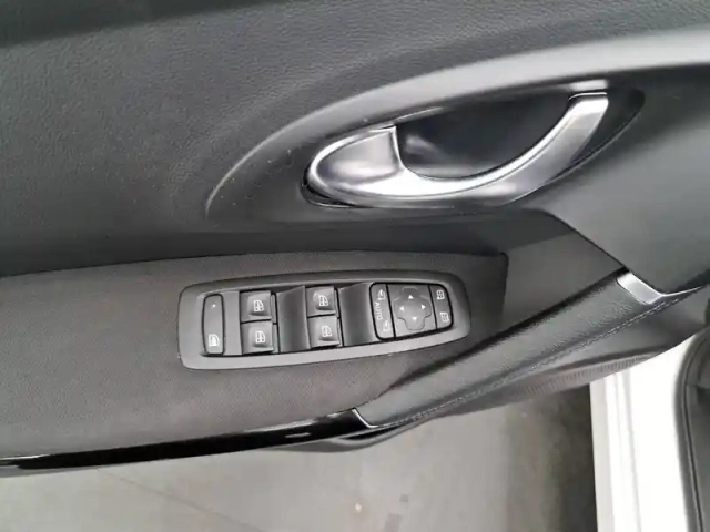 Renault Kadjar blue dci 115 — photo 28