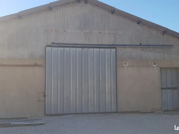 Garage hivernages camping car