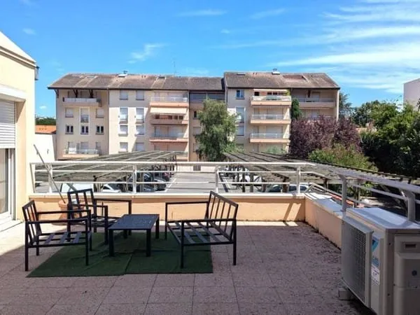 Bureau 48 m²