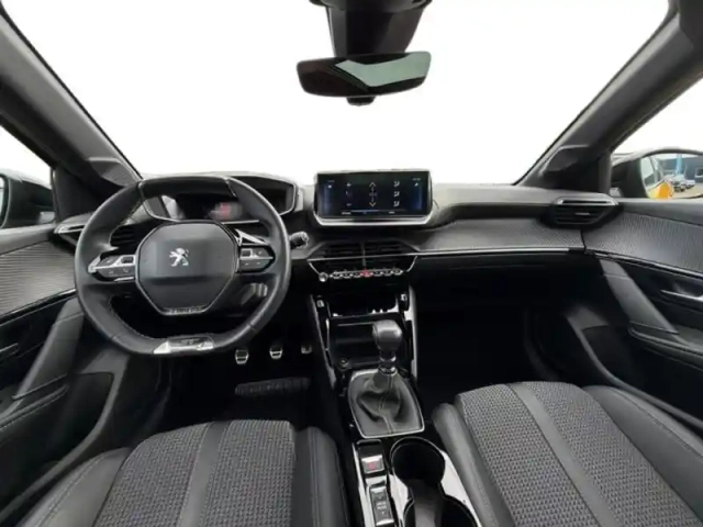 Peugeot 208 1.2 puretech 100ch s&amp;s gt 118g — photo 14