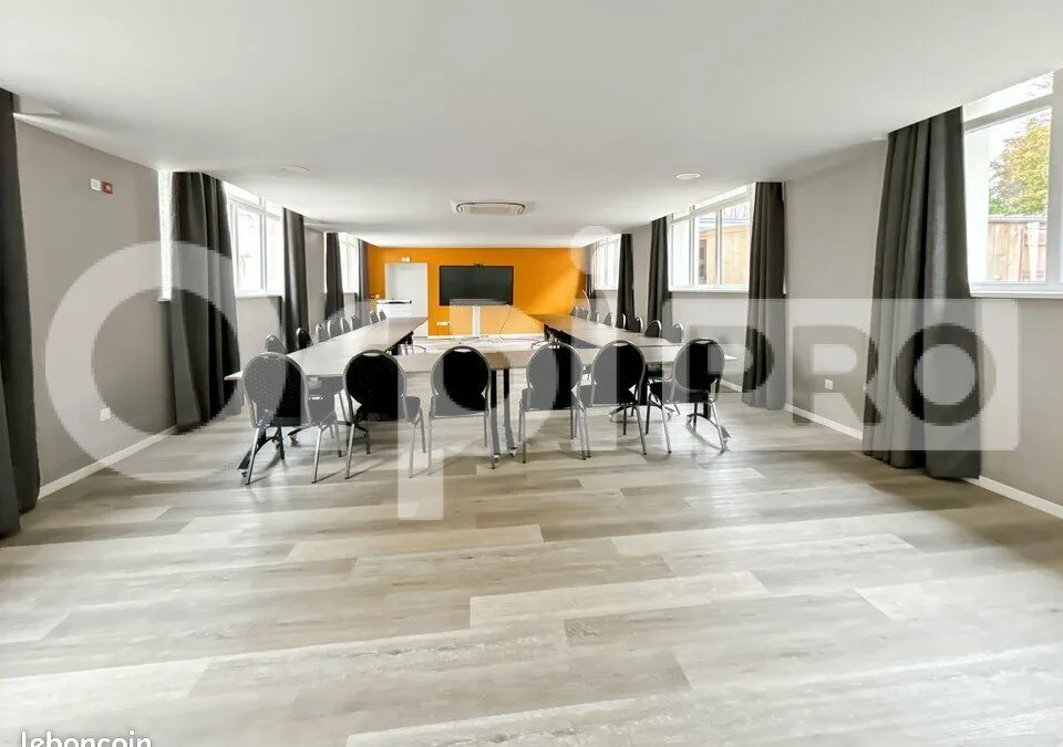 Photo 10