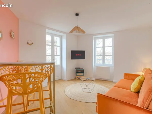 Location T2 centre Thurins avec son Balcon