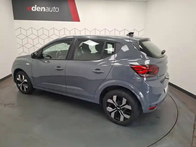 Dacia Sandero tce 90 gsr2 — photo 4