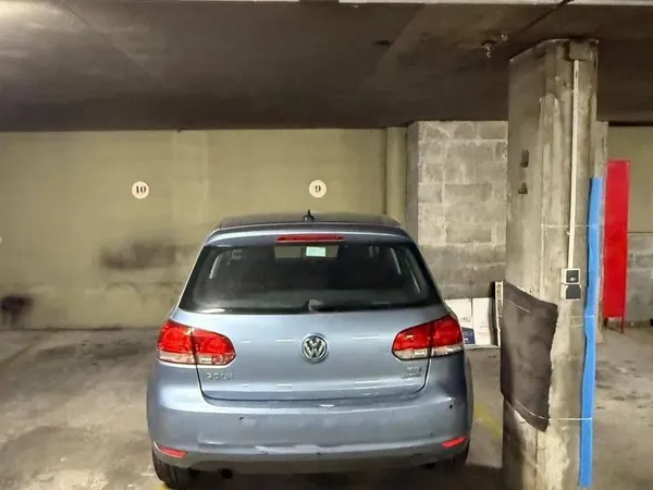 Parking 8 m²