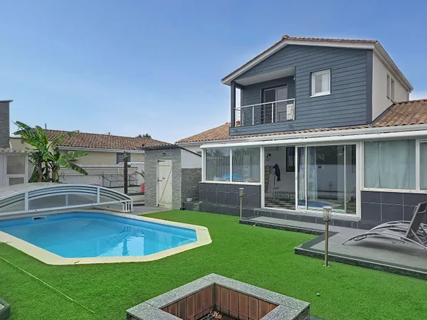 Maison 6 pièces 140 m²