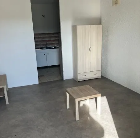 Studio 1 pièce 25 m²