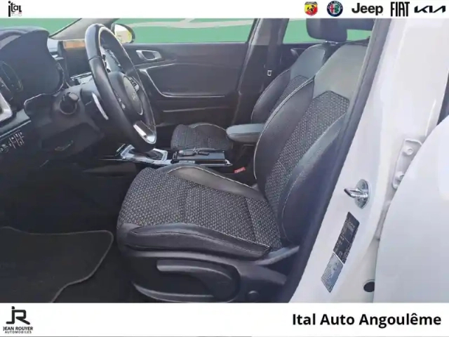 Kia Xceed 1.6 gdi 105ch + plug-in 60.5ch black &amp; white edition dct6 my22 — photo 9