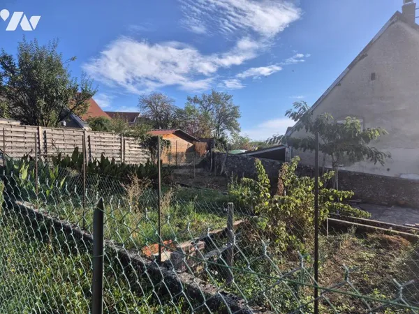 Terrain 235 m²