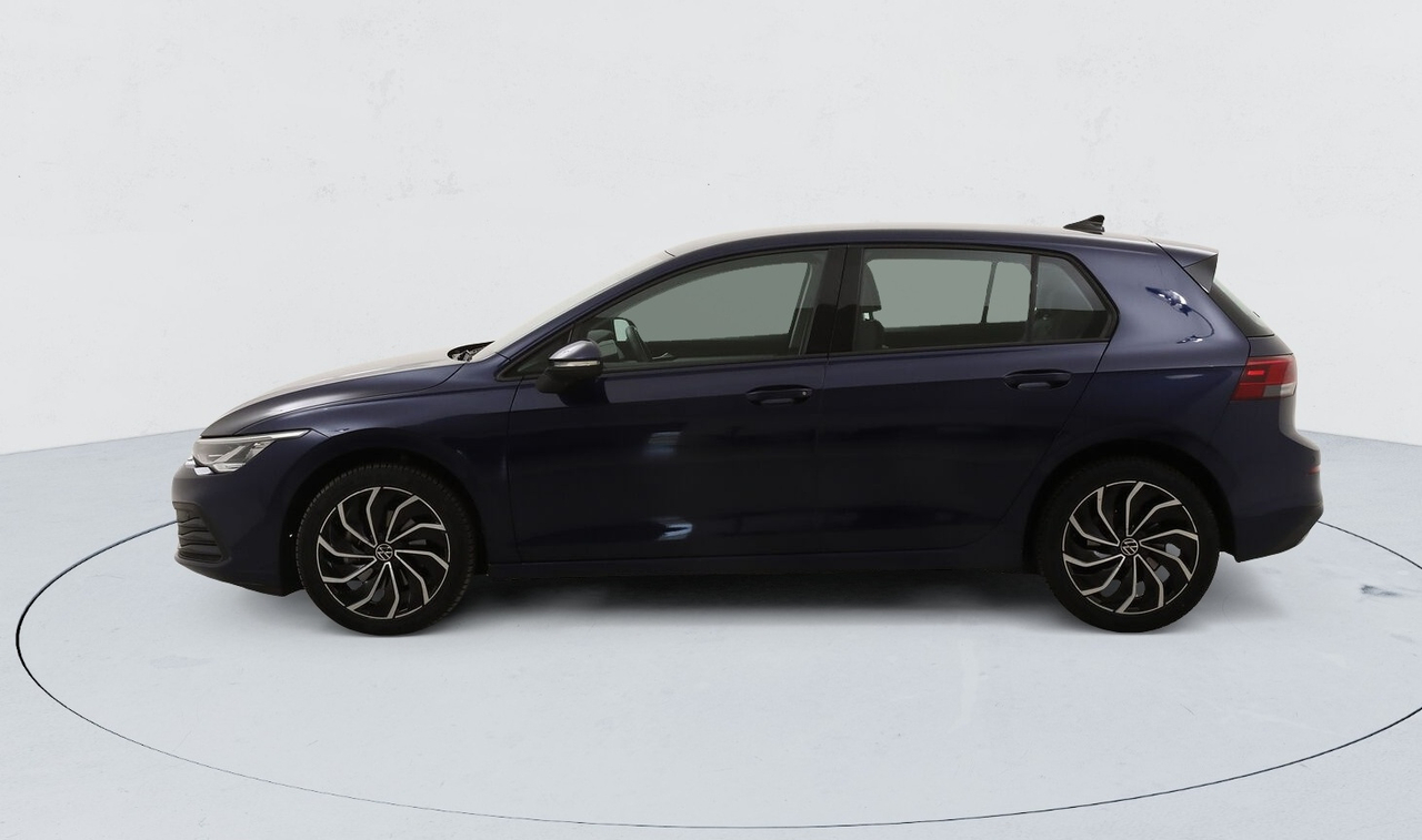 Volkswagen Golf 8 — photo 2