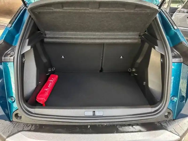 Peugeot 2008 100 s&amp;s bvm6 — photo 6