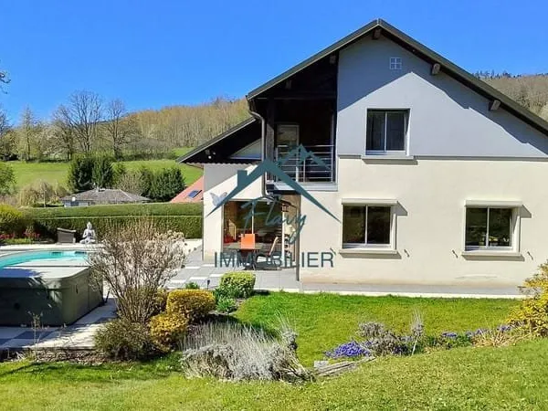 Maison 6 pièces 175 m²