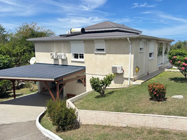 Maison 4 pièces 158 m²