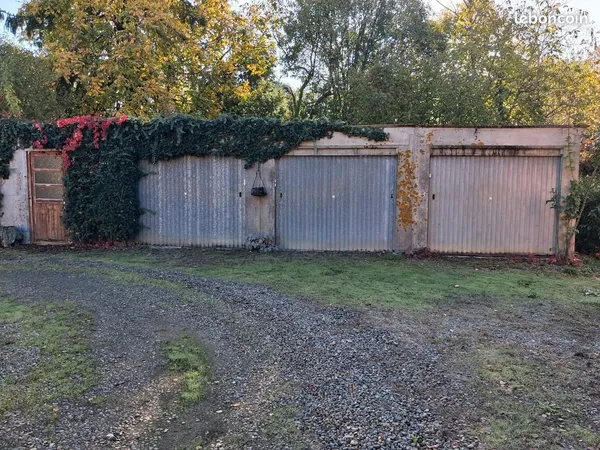 BOX DE STOCKAGE de 20 à 100 m² À Louer sur Beaumarchès 32160