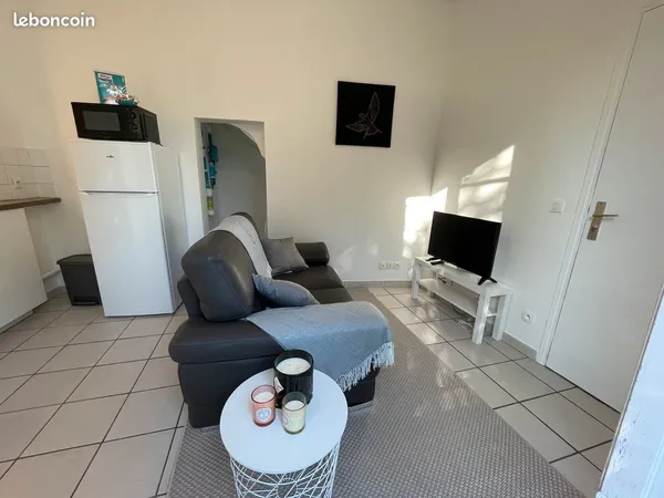 Appartement 2 pièces de 30 m2 / terrasse privative 25 m2 à louer à Corbeil-Essonnes