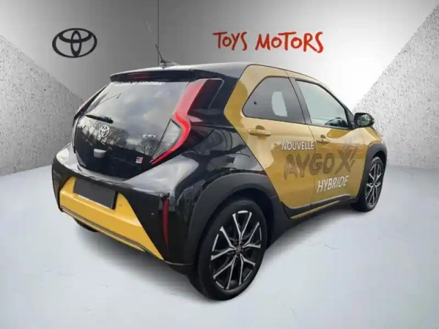 Toyota Aygo hybride 116h gr sport crossover sp — photo 5