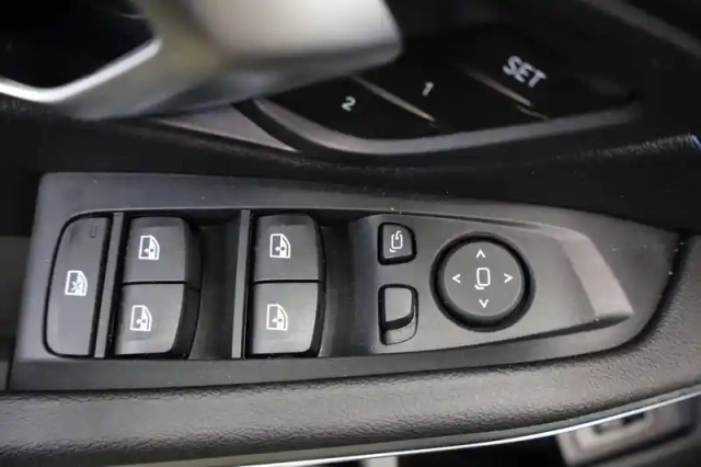 Bmw Serie 3 320d 190 ch bva8 — photo 10