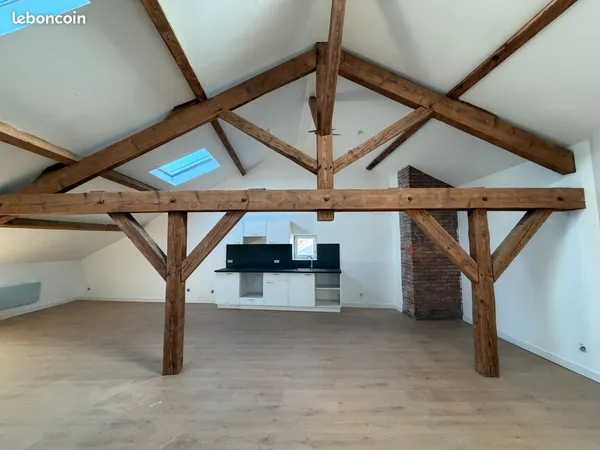 À louer - Appartement T3 de 96 m² à Louhans