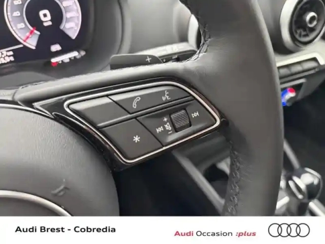 Audi Q2 35 tfsi 150ch avus s tronic 7 — photo 13