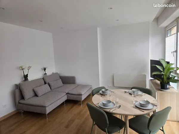 T2 meublé entièrement rénove de 38,53m2 - Longeville-Lès-Metz