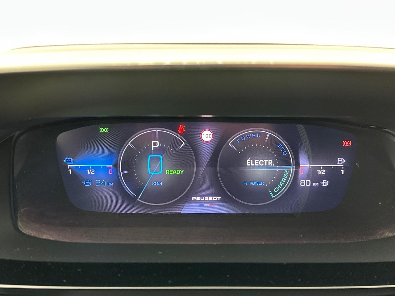 Peugeot 408 phev 225 e-eat8 first edition — photo 21