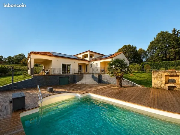 Maison 8 pièces 206 m²
