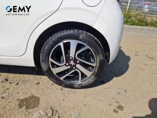 Peugeot 108 vti 72ch s&amp;s bvm5 — photo 11