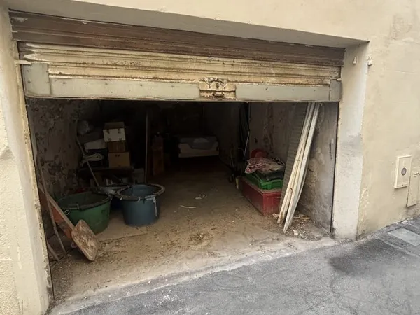 Parking 30 m²
