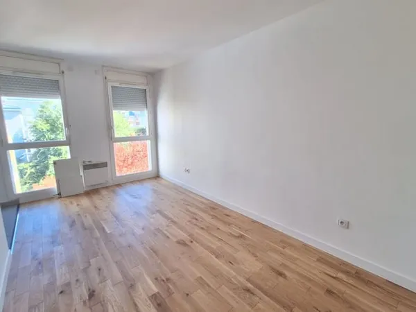 Studio 1 pièce 27 m²