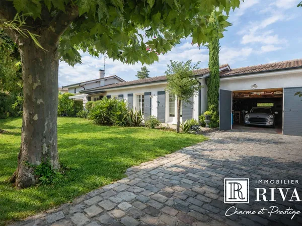 MAISON CONTEMPORAINE DE 194 M2 - 5 CHAMBRES - PROCHE TOUTES
