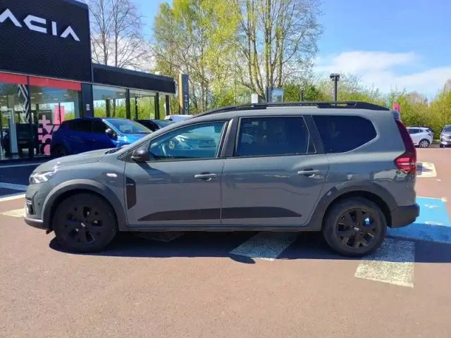 Dacia Jogger eco-g 100 5 places — photo 3