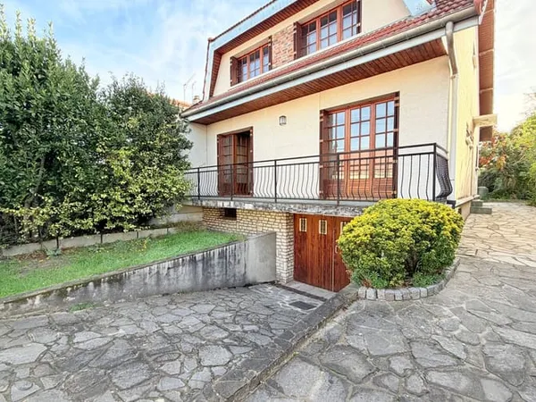 Maison 5 pièces 130 m²