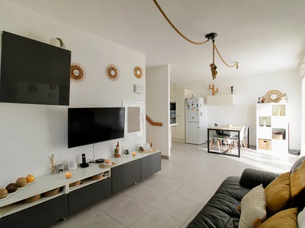 Maison 4 pièces 76 m²