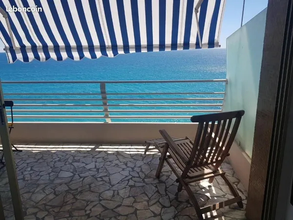 Menton studio cote d azur bord de mer pour les étudiants porche Monaco Nice