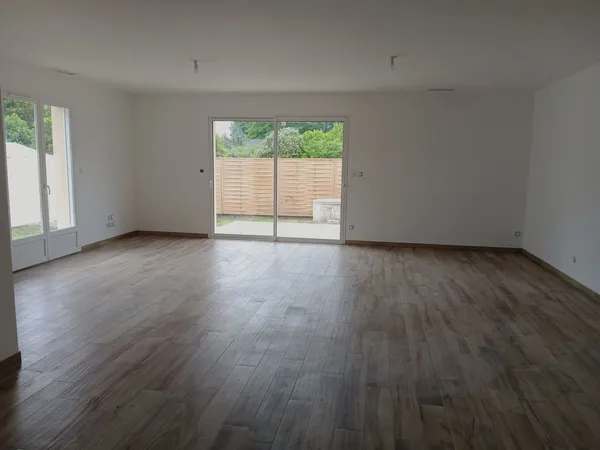 Maison de 2025