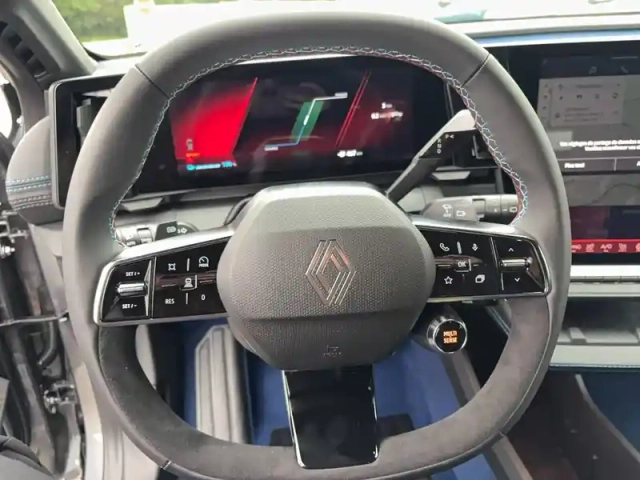 Renault Megane e-tech 220 ch autonomie confort — photo 64