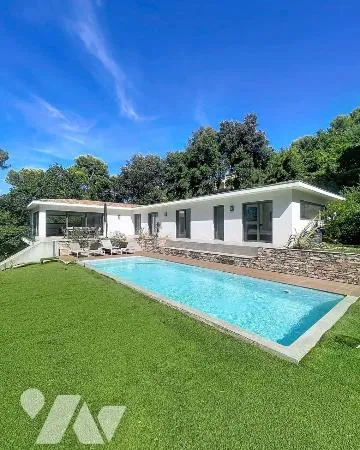 Maison 6 pièces 213 m²