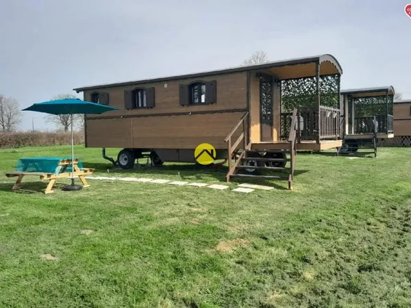MAISON + ROULOTTES (activités)