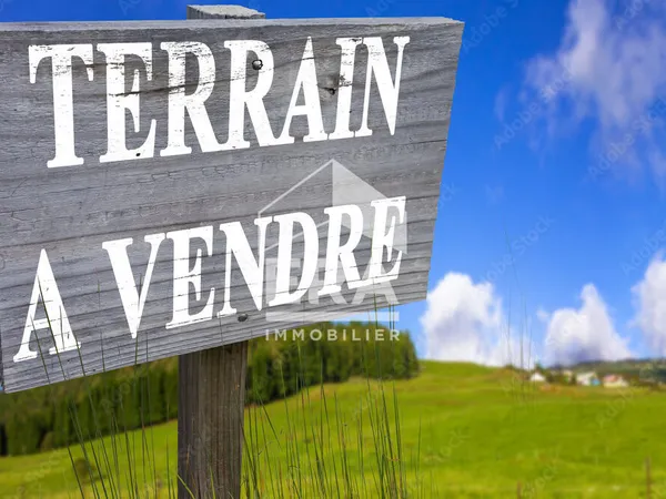 Terrain 677 m²