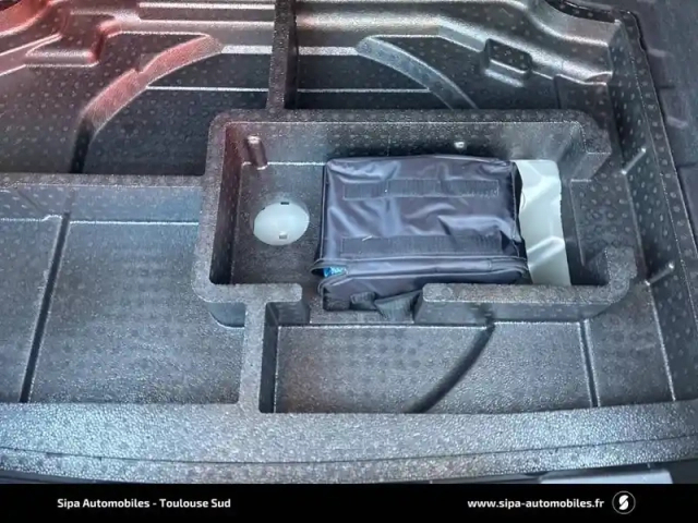 Opel Astra 1.2 turbo 110 ch bvm6 — photo 29