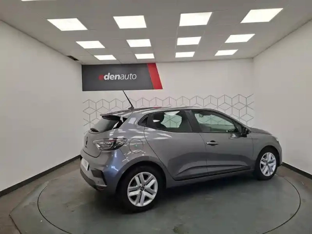 Renault Clio tce 90 — photo 11