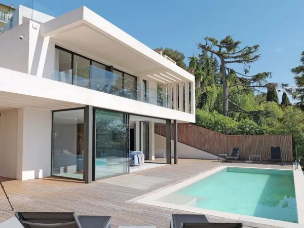 VILLA NEUVE