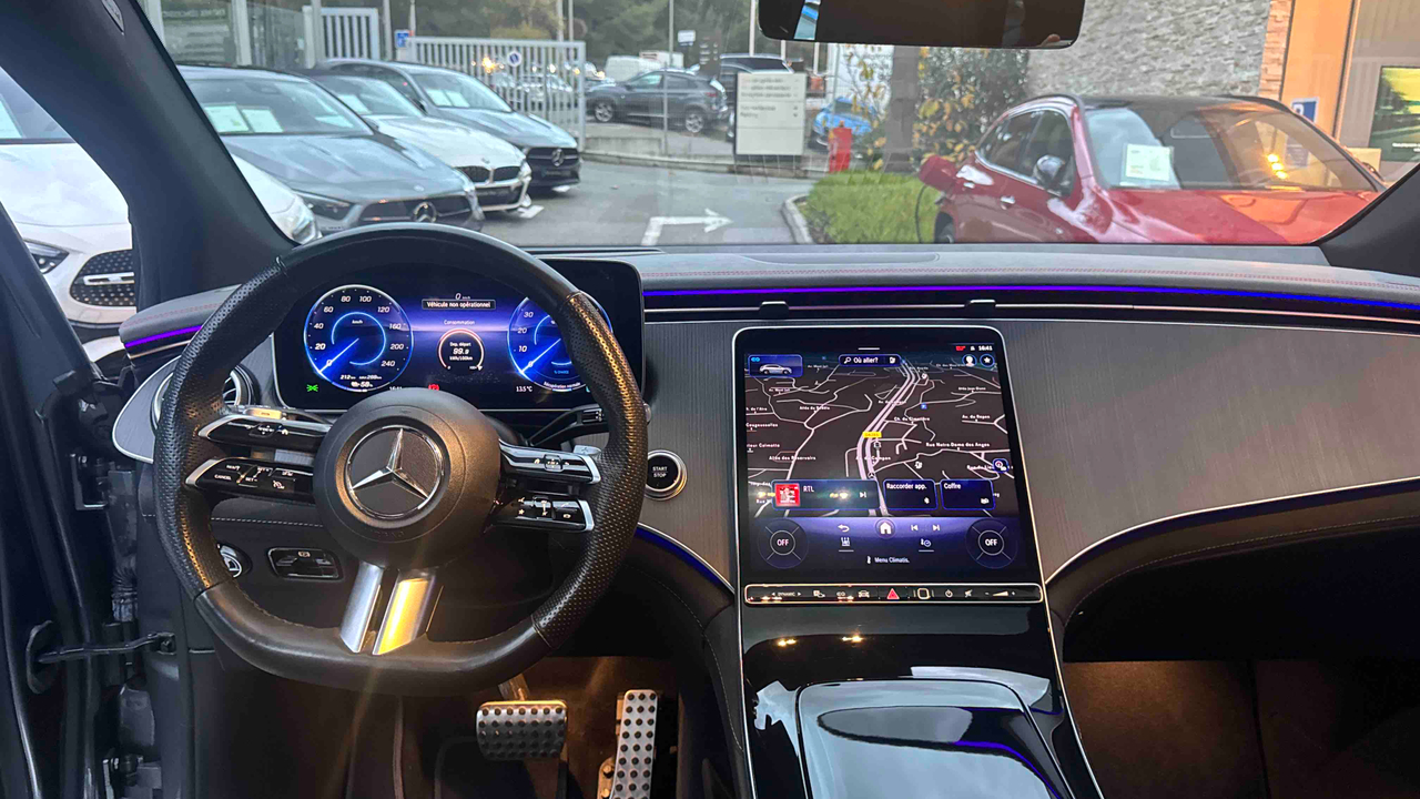 Mercedes EQE SUV 350 4MATIC — photo 9