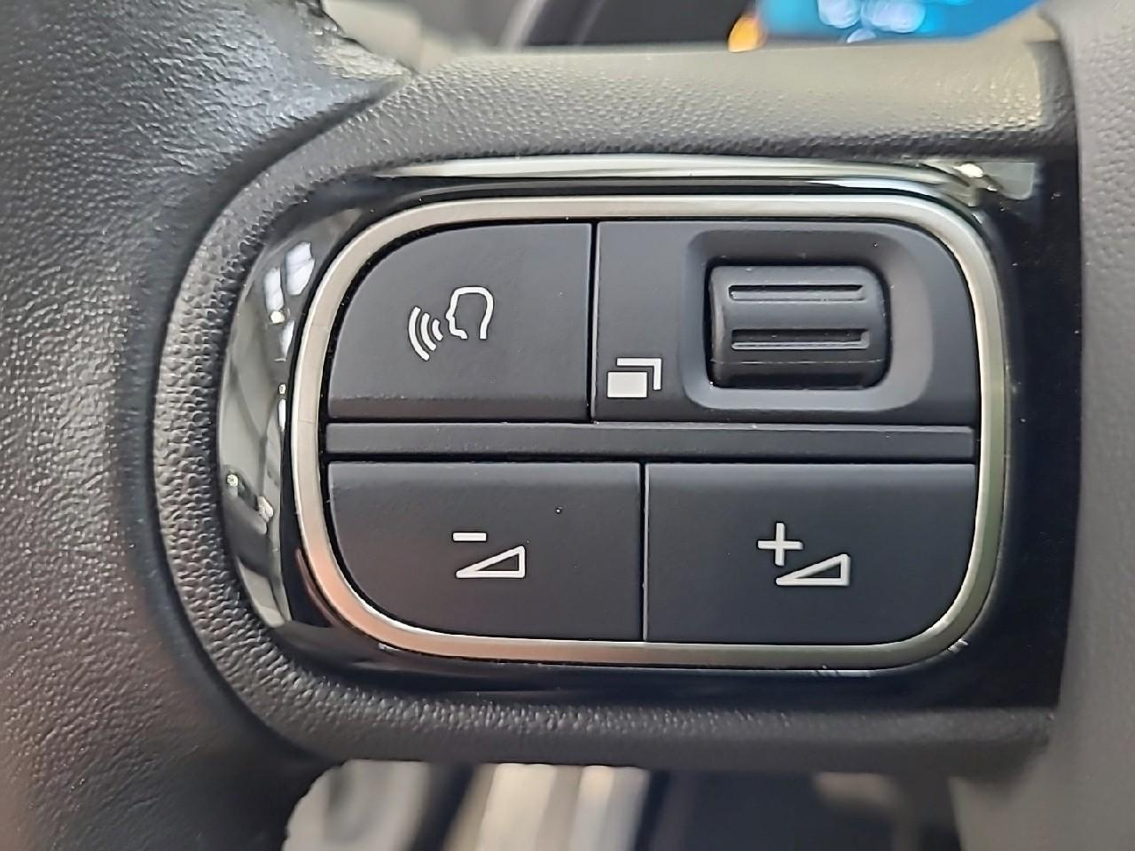 Citroën C5 Aircross hybride rechargeable 180 e-eat8 shine — photo 27