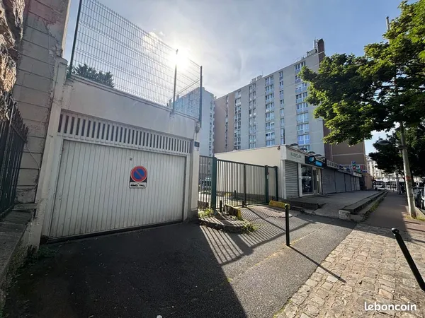 BOX à vendre