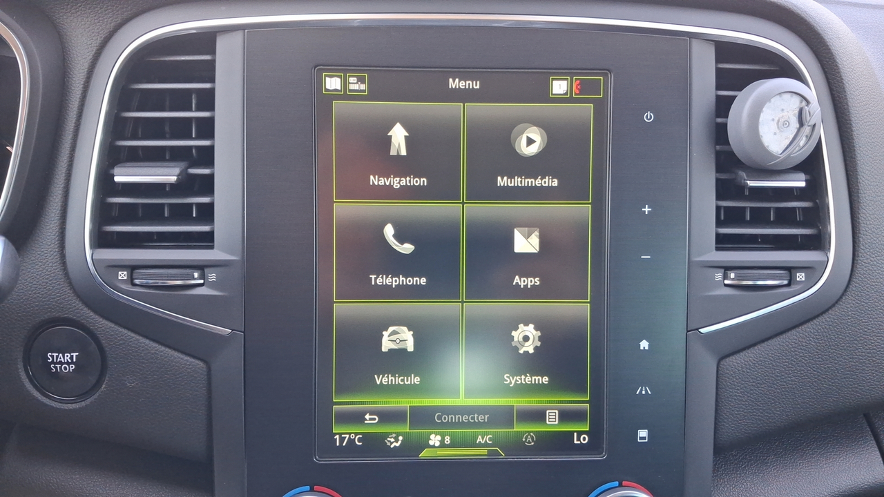 Renault Mégane IV Berline TCe 140 Energy EDC — photo 20